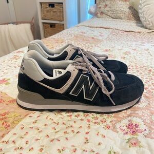 Black New Balance Sneakers